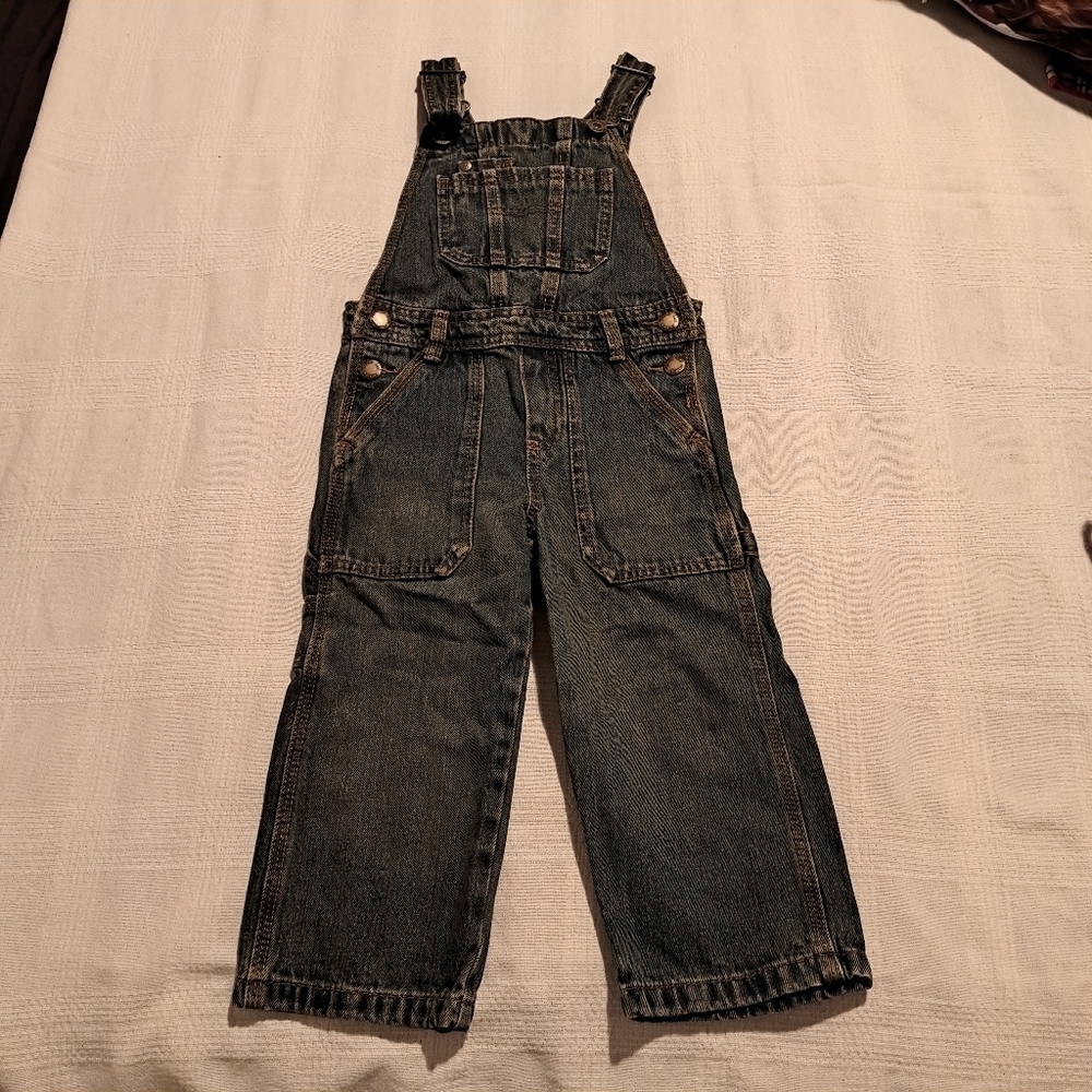 Genuine Kids by Oshkosh boys size 3T overalls, carpenter style